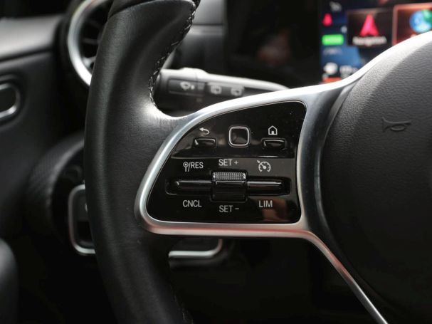 Mercedes-Benz A 250 e  Style MBUXNavi+ Panorama Kamera