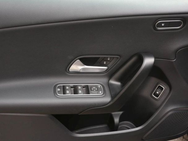 Mercedes-Benz A 250 e  Style MBUXNavi+ Panorama Kamera