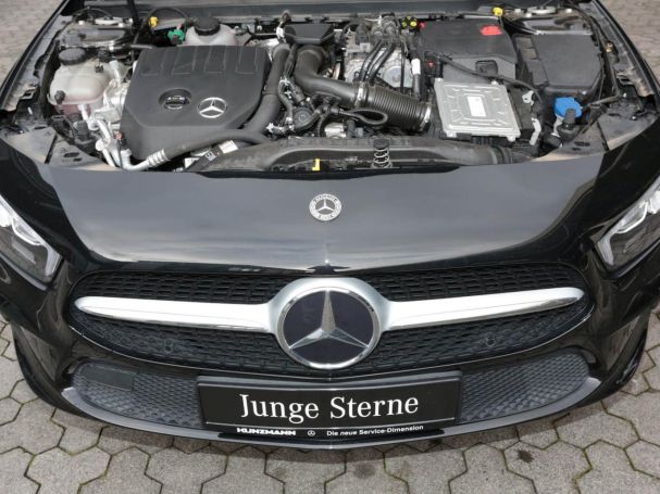Mercedes-Benz A 250 e  Style MBUXNavi+ Panorama Kamera