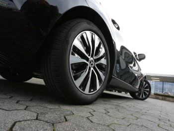 Mercedes-Benz A 250 e  Style MBUXNavi+ Panorama Kamera