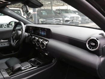 Mercedes-Benz A 250 e  Style MBUXNavi+ Panorama Kamera