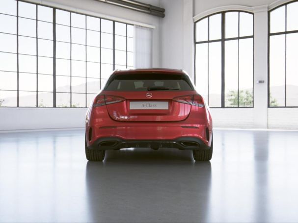 Mercedes-Benz A 250 e AMG Night Edition2020 Panorama Spurhalte Mercedes-Benz A 250 e AMG Night Edition2020 Panorama Spurhalte