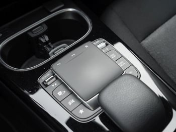 Mercedes-Benz A 250 e  MBUX Navi PublicCharging Sitzheizung