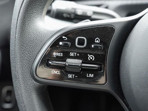 Mercedes-Benz A 250 e  MBUX Navi PublicCharging Sitzheizung