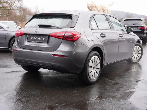 Mercedes-Benz A 250 e  MBUX Navi PublicCharging Sitzheizung