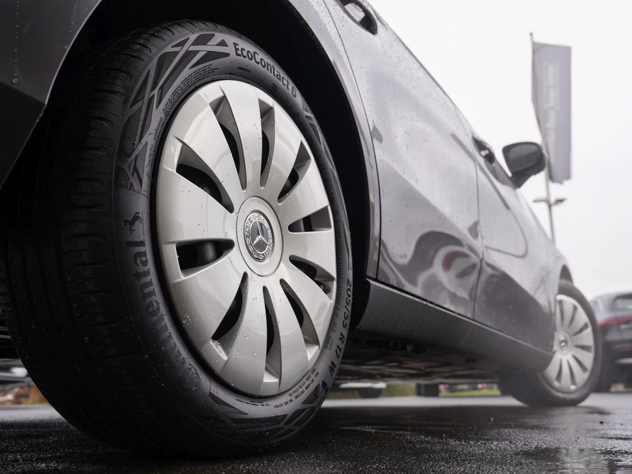 Mercedes-Benz A 250 e  MBUX Navi PublicCharging Sitzheizung