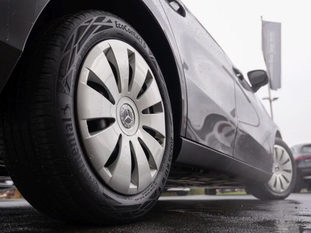 Mercedes-Benz A 250 e  MBUX Navi PublicCharging Sitzheizung