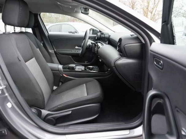 Mercedes-Benz A 250 e  MBUX Navi PublicCharging Sitzheizung