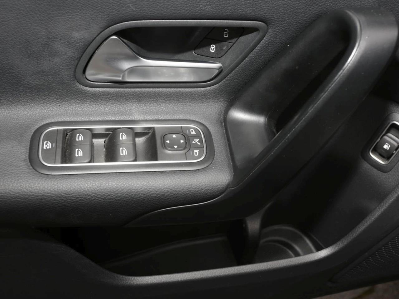 Mercedes-Benz A 250 e  Style MBUX Navi+ Memory Kamera