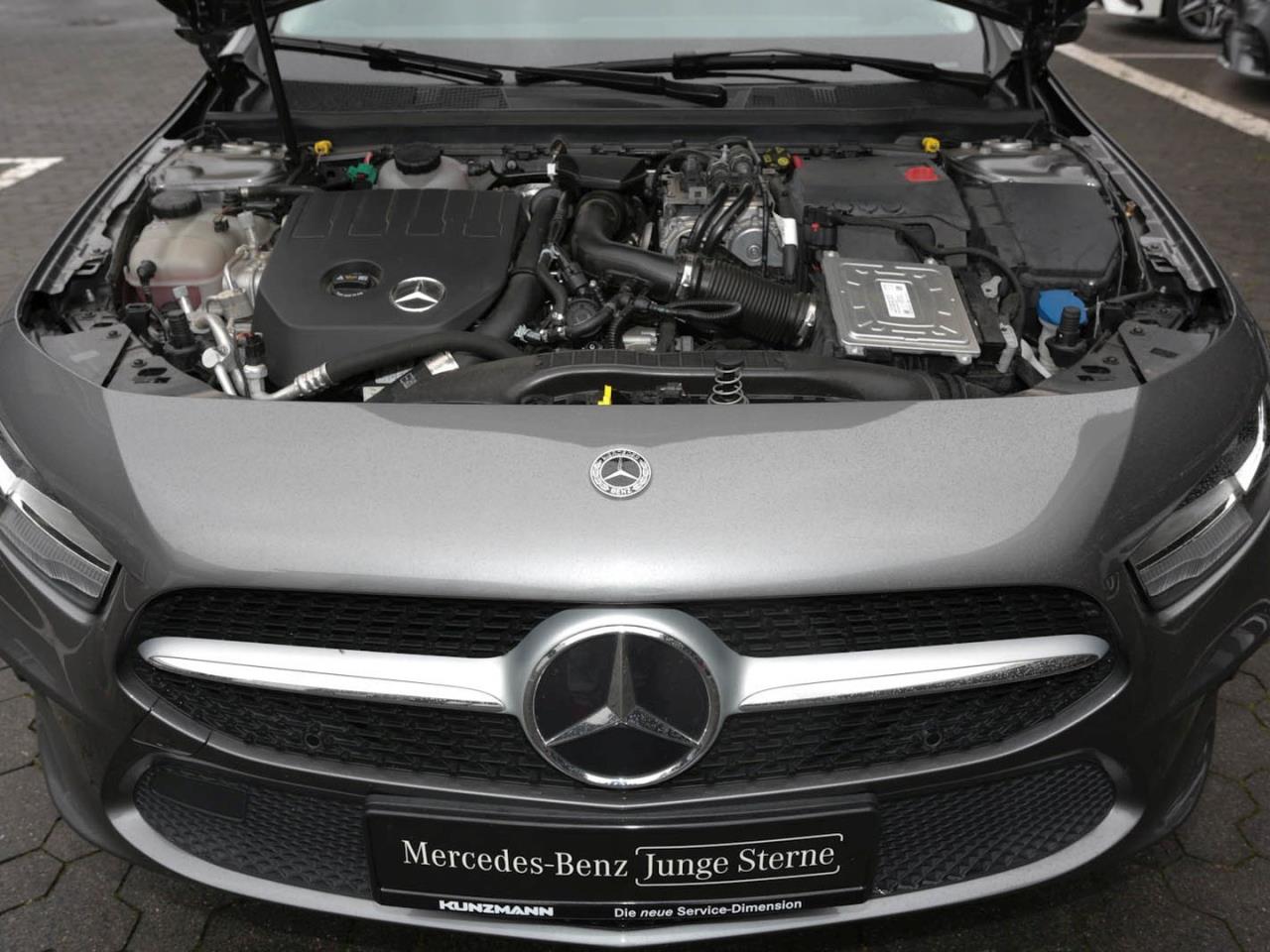 Mercedes-Benz A 250 e  Style MBUX Navi+ Memory Kamera