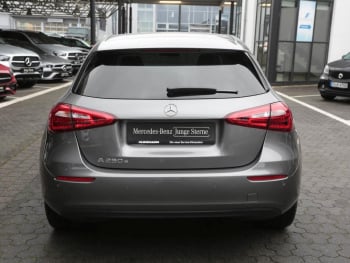 Mercedes-Benz A 250 e  Style MBUX Navi+ Memory Kamera