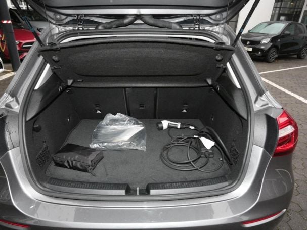 Mercedes-Benz A 250 e  Style MBUX Navi+ Memory Kamera