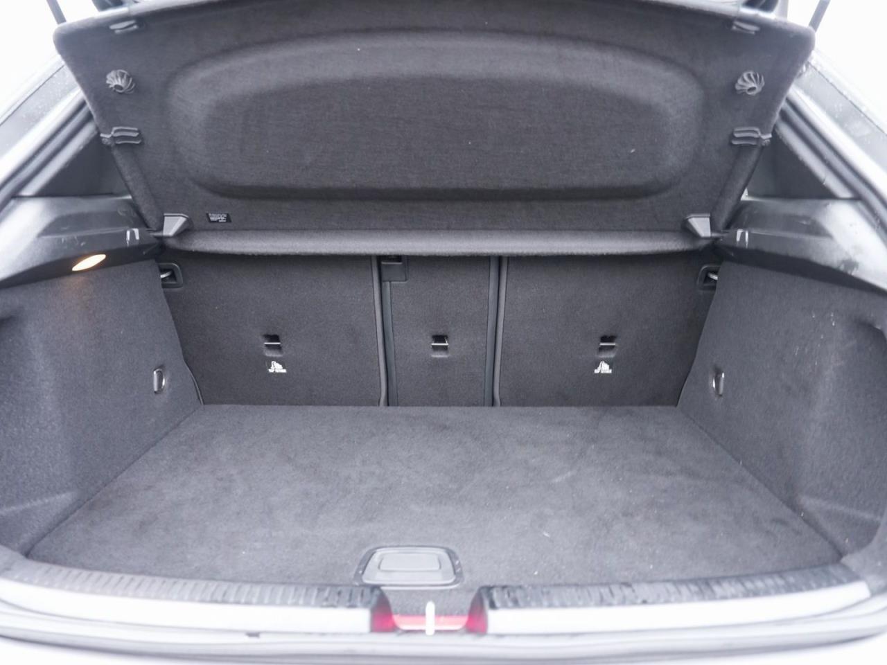 Mercedes-Benz A 250 e  AMG Night EDITION2020 MBUXNavi+ Kamera