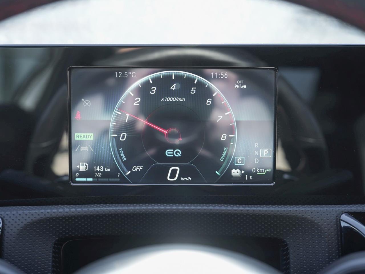 Mercedes-Benz A 250 e  AMG Night MBUX Navi Panorama ParkPaket