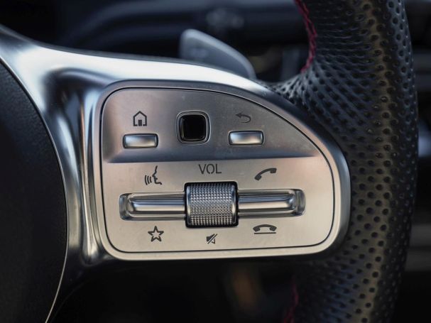 Mercedes-Benz A 250 e  AMG Night MBUX Navi Panorama ParkPaket