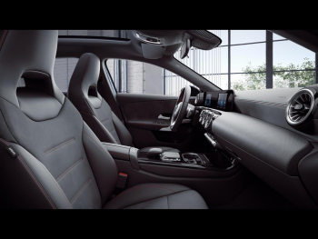 Mercedes-Benz A 250 e  AMG Night MBUX Navi Panorama ParkPaket