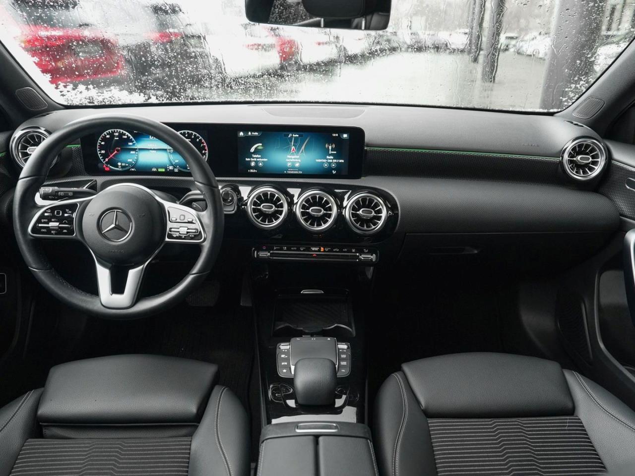 Mercedes-Benz A 250 e  Progressive Panorama Distronic 360°
