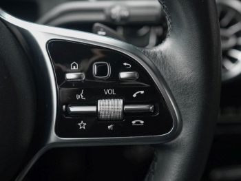 Mercedes-Benz A 250 e  Progressive Panorama Distronic 360°