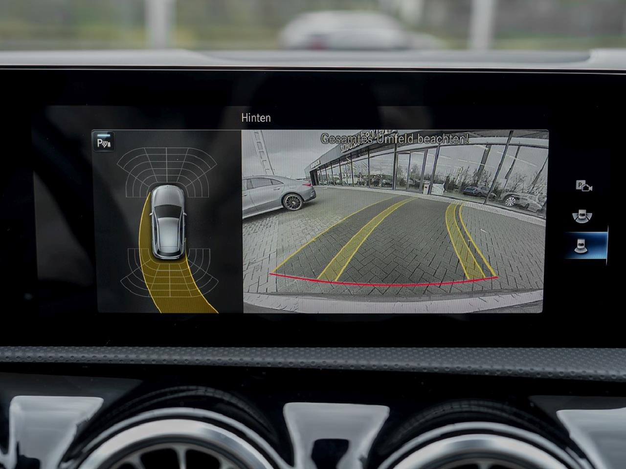 Mercedes-Benz A 250 e  AMG Night MBUX Navi Panorama Kamera