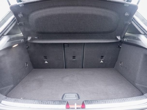 Mercedes-Benz A 250 e  AMG Night MBUX Navi Panorama Kamera