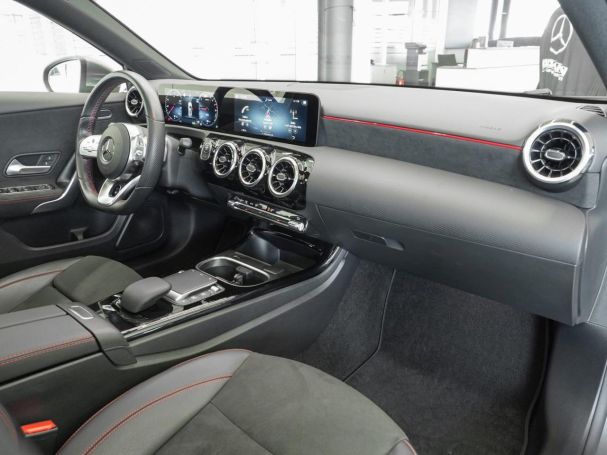 Mercedes-Benz A 250 e  AMG Navi Panorama BusinessP SpurhalteA