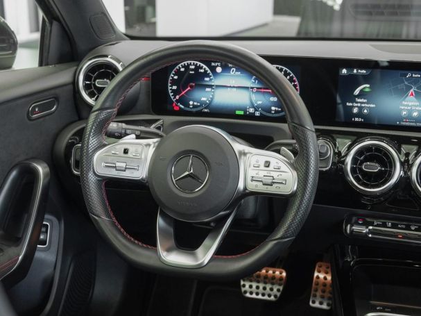 Mercedes-Benz A 250 e  AMG Navi Panorama BusinessP SpurhalteA