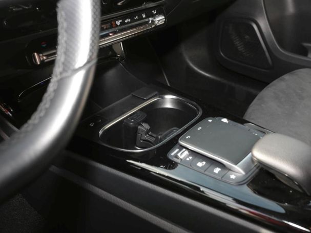 Mercedes-Benz A 250 e AMG Night Edition2020 MBUX Navi Kamera Mercedes-Benz A 250 e AMG Night Edition2020 MBUX Navi Kamera