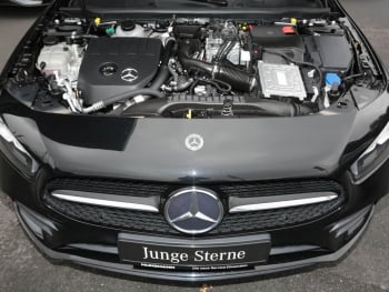 Mercedes-Benz A 250 e  AMG Night Edition2020 Memory AHK Kamera