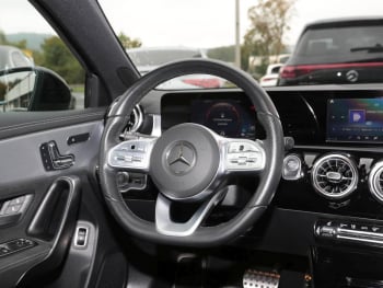 Mercedes-Benz A 250 e  AMG Night Edition2020 Memory AHK Kamera