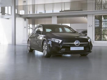 Mercedes-Benz A 250 e Progressive MBUXNavi+ Public Charging