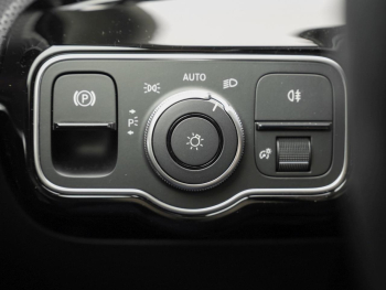 Mercedes-Benz A 250 e Progressive MBUX Navi-Prem. Kamera