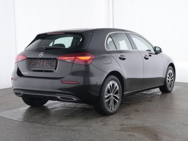 Mercedes-Benz A 250 e Progressive MBUX Navi-Prem. Kamera