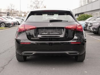 Mercedes-Benz A 250 e Progressive MBUX Navi-Prem. Kamera