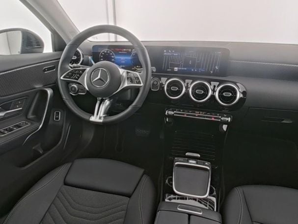Mercedes-Benz A 250 e Progressive MBUX Navi-Prem. Kamera