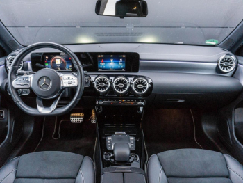 Mercedes-Benz A 250 e AMG EDITION2020 Night MBUX Navi Paktronic