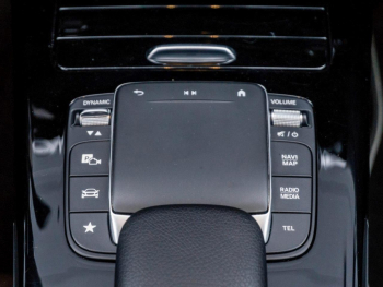 Mercedes-Benz A 250 e AMG EDITION2020 Night MBUX Navi Paktronic