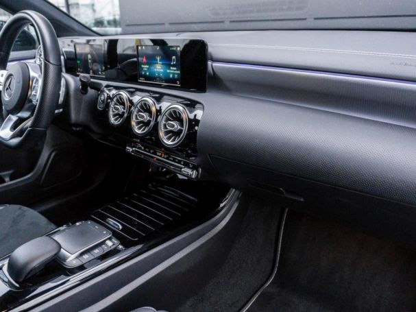 Mercedes-Benz A 250 e AMG EDITION2020 Night MBUX Navi Paktronic