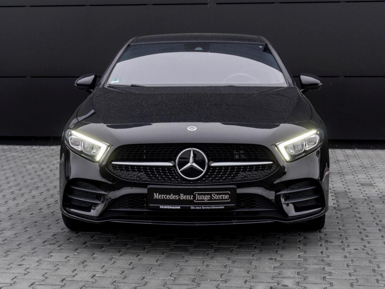 Mercedes-Benz A 250 e AMG EDITION2020 Night MBUX Navi Paktronic