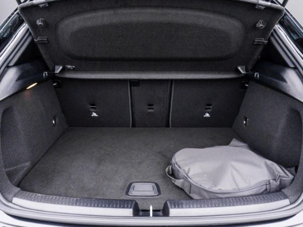 Mercedes-Benz A 250 e AMG EDITION2020 Night MBUX Navi Paktronic