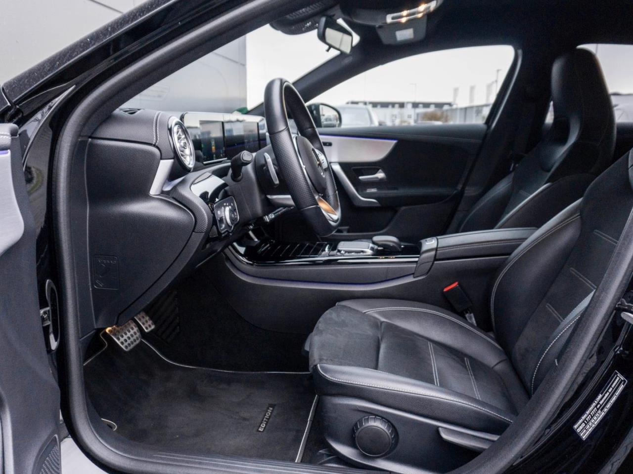 Mercedes-Benz A 250 e AMG EDITION2020 Night MBUX Navi Paktronic