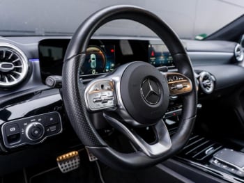 Mercedes-Benz A 250 e AMG EDITION2020 Night MBUX Navi Paktronic