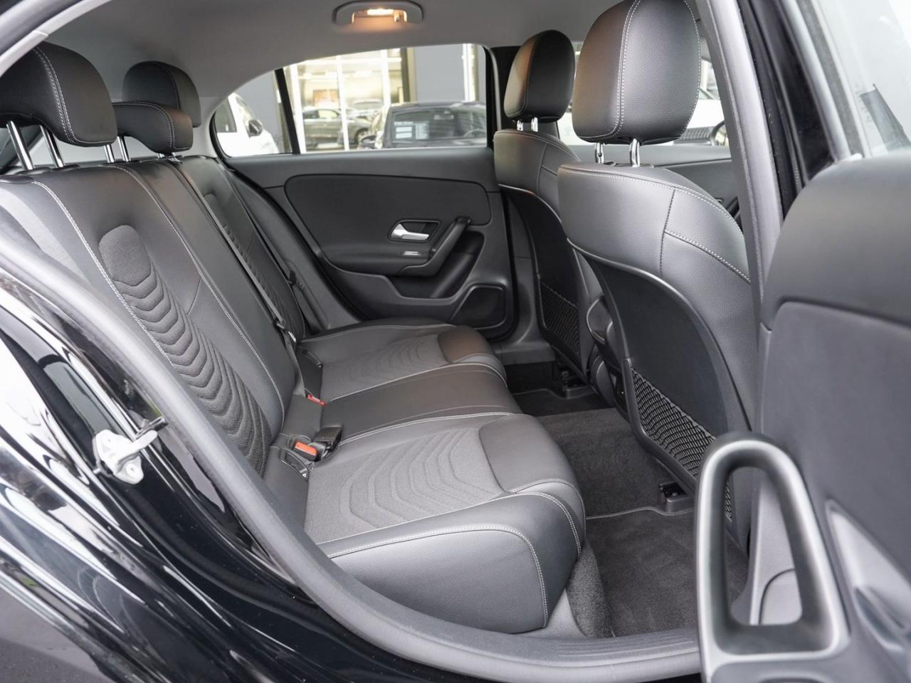 Mercedes-Benz A 250 e  Style Navi Kamera Totwinkel Spiegel-P