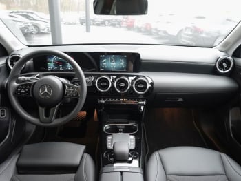 Mercedes-Benz A 250 e  Style Navi Kamera Totwinkel Spiegel-P