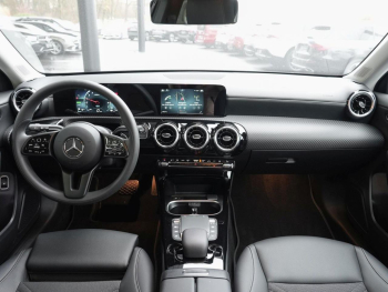 Mercedes-Benz A 250 e  Style Navi Kamera Totwinkel Spiegel-P