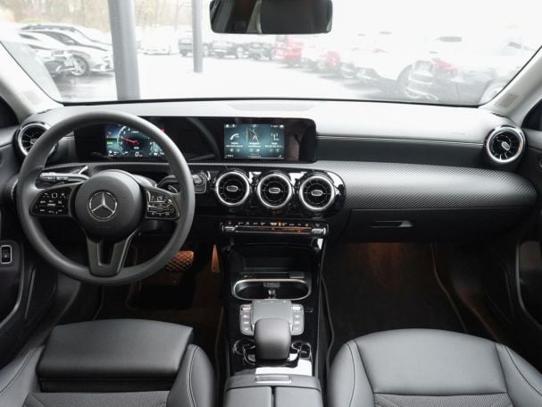 Mercedes-Benz A 250 e  Style Navi Kamera Totwinkel Spiegel-P