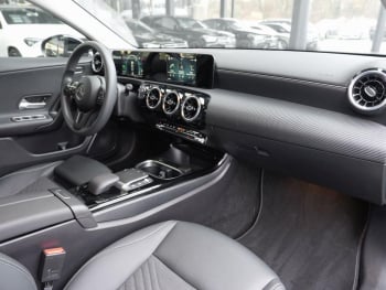 Mercedes-Benz A 250 e  Style Navi Kamera Totwinkel Spiegel-P