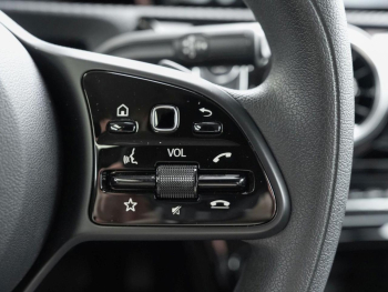 Mercedes-Benz A 250 e  Style Navi Kamera Totwinkel Spiegel-P