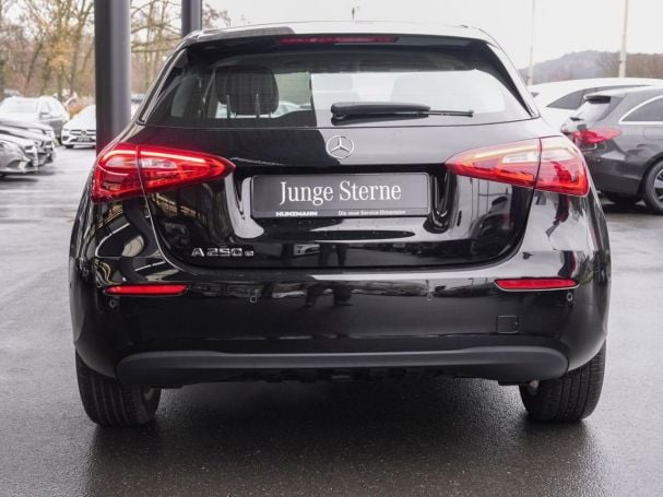Mercedes-Benz A 250 e  Style Navi Kamera Totwinkel Spiegel-P