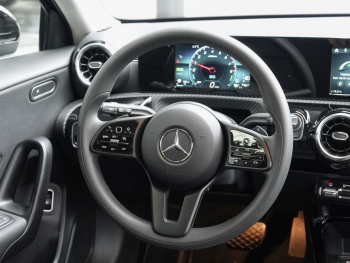 Mercedes-Benz A 250 e  Style Navi Kamera Totwinkel Spiegel-P