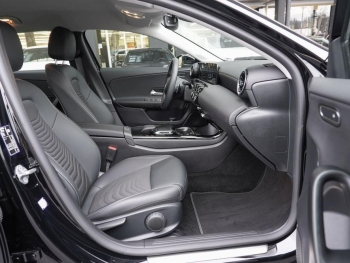Mercedes-Benz A 250 e  Style Navi Kamera Totwinkel Spiegel-P